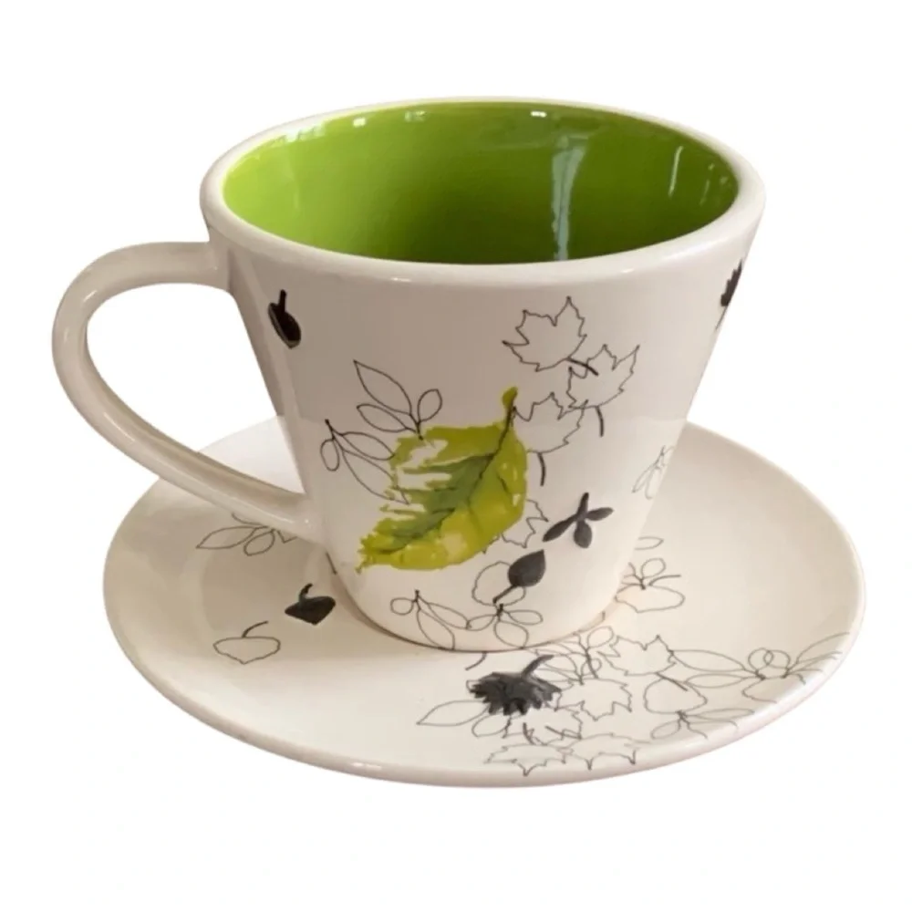 Starbucks Vintage Set of Four Cups & Saucers 2007 Retired Pattern Autumn Leaves